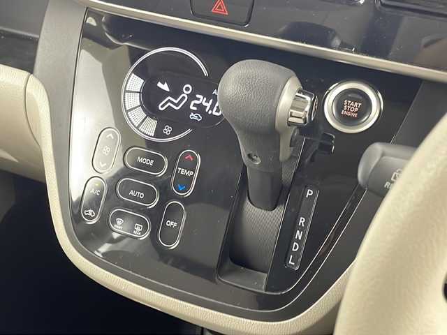 日産 デイズ ルークス X 埼玉県 2019(平31)年 3.3万km ホワイトパール 社外ナビ（CN-RE04WD）/（Ｂｌｕｅｔｏｏｔｈ・フルセグＴＶ・ＣＤ・ＤＶＤ・ＳＤ）/全方位カメラ/社外ドライブレコーダー/片側パワースライドドア/衝突軽減ブレーキ/レーンキープアシスト/横滑り防止装置/コーナーセンサー/アイドリングストップ/ロールサンシェード/LEDヘッドライト/オートライト/社外フロアマット/スマートキー/スペアキーｘ１