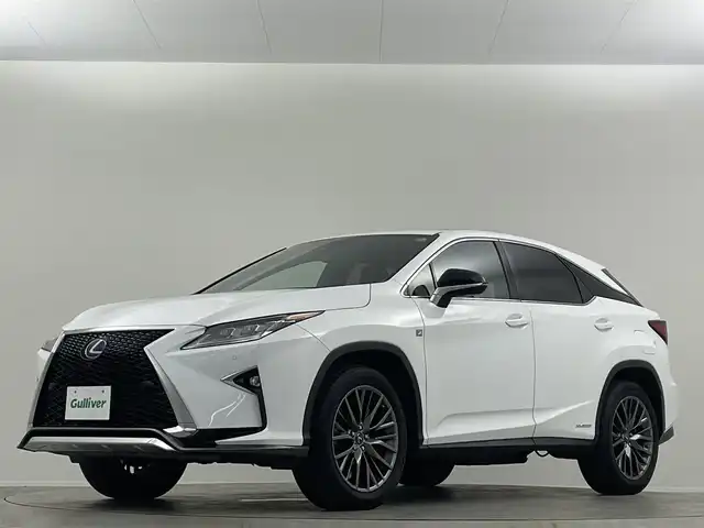 レクサス ＲＸ 450h Fスポーツ 埼玉県 2016(平28)年 2.9万km ホワイトノーヴァガラスフレーク 三眼ＬＥＤ　サンルーフ　赤革　ベンチレーション　全方位カメラ　ＢＳＭ　ＨＵＤ　２列目電動格納シート　ＥＴＣ２．０　追従走行　ＣＤ／ＤＶＤ　フルセグＴＶ　電動リアゲート　全席パワーシート　衝突軽減　オートハイビーム