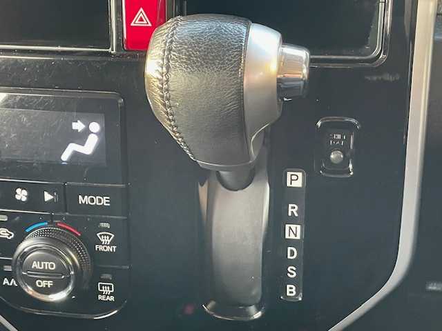 トヨタ ルーミー カスタムG S 茨城県 2017(平29)年 7.3万km レーザーブルークリスタルシャイン 純正ナビ/-BT/AM/FM/CD/TV　/衝突軽減システム　/フリップダウンモニター　/両側パワースライドドア /バックカメラ /コーナーセンサー /LEDヘッドライト /モデリスタエアロ /-フロント/サイド/リア/D席N席シートヒーター /前後ドライブレコーダー  /ETC/ウォークスルー/アイドリングストップ/サイドエアバッグ