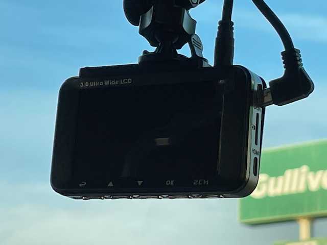 トヨタ ルーミー カスタムG S 茨城県 2017(平29)年 7.3万km レーザーブルークリスタルシャイン 純正ナビ/-BT/AM/FM/CD/TV　/衝突軽減システム　/フリップダウンモニター　/両側パワースライドドア /バックカメラ /コーナーセンサー /LEDヘッドライト /モデリスタエアロ /-フロント/サイド/リア/D席N席シートヒーター /前後ドライブレコーダー  /ETC/ウォークスルー/アイドリングストップ/サイドエアバッグ