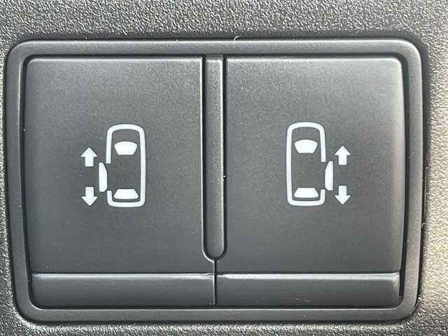 日産 セレナ ハイウェイスター Vセレクション 山口県 2017(平29)年 3.8万km ダイヤモンドブラック ワンオーナー/9型ナビ フルセグTV CD DVD BT BD/フリップダウンモニター/アラウンドビューモニター/両側パワースライドドア/衝突被害軽減ブレーキ/クルーズコントロール/スマートキー 2個/コーナーセンサー/パーキングアシスト/LEDオートヘッドライト/フォグライト/ステアリングリモコン/ドラレコ/ETC/W サイド カーテン エアバッグ/保証書 取説/禁煙車