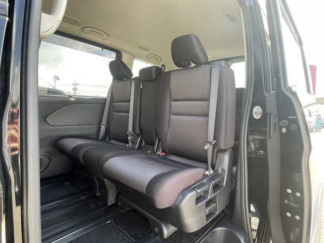 日産 セレナ ハイウェイスター Vセレクション 山口県 2017(平29)年 3.8万km ダイヤモンドブラック ワンオーナー/9型ナビ フルセグTV CD DVD BT BD/フリップダウンモニター/アラウンドビューモニター/両側パワースライドドア/衝突被害軽減ブレーキ/クルーズコントロール/スマートキー 2個/コーナーセンサー/パーキングアシスト/LEDオートヘッドライト/フォグライト/ステアリングリモコン/ドラレコ/ETC/W サイド カーテン エアバッグ/保証書 取説/禁煙車