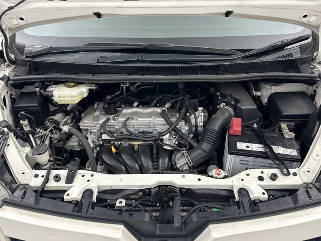 トヨタ ヴォクシー ZS 煌 三重県 2018(平30)年 6.8万km ホワイトパールクリスタルシャイン /アルパイン11インチナビ//バックカメラ//フルセグ//モデリスタエアロ//衝突軽減ブレーキ//車線逸脱システム//オートハイビーム//クルーズコントロール//両側パワースライドドア//アイドリングストップ//ETC//社外ア18インチAW//スマートキー