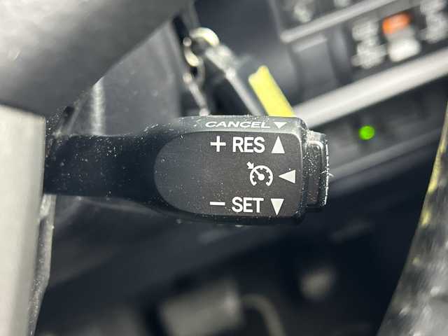 トヨタ ヴォクシー ZS 煌 三重県 2018(平30)年 6.8万km ホワイトパールクリスタルシャイン /アルパイン11インチナビ//バックカメラ//フルセグ//モデリスタエアロ//衝突軽減ブレーキ//車線逸脱システム//オートハイビーム//クルーズコントロール//両側パワースライドドア//アイドリングストップ//ETC//社外ア18インチAW//スマートキー