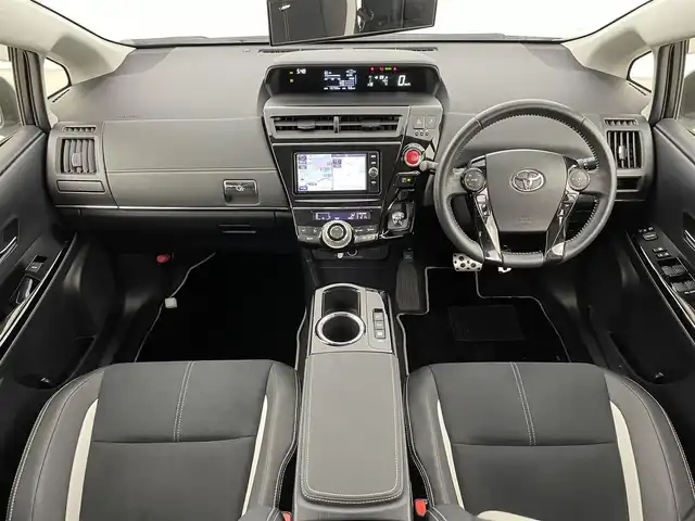 トヨタ プリウス α S ツーリングセレクション G’s 福岡県 2016(平28)年 1.7万km ホワイトパールクリスタルシャイン ＧＳ＇エアロ　純正ナビ／フルセグＴＶ／ＢＴ　/ビルトインＥＴＣ　/バックカメラ　/衝突被害軽減システム　/レーンキープ　/コーナーセンサー　/横滑り防止装置　/オートライト　/ＧＳ＇１８インチＡＷ　/ハーフレザーシート