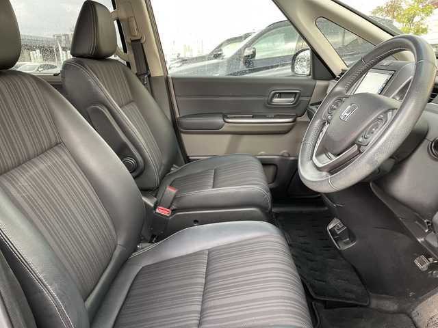 ホンダ フリード＋ ハイブリット EX 石川県 2017(平29)年 7万km ワイン 純正ナビ　フルセグＴＶ　バックカメラ　ＬＥＤヘッドライト　両側パワースライドドア　スマートキー　プッシュスタート　ハーフレザー　レーダークルーズ　ホンダセンシング　ＥＴＣ　シートヒーター