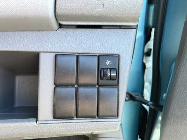 マツダ ＡＺ ワゴン XG 三重県 2012(平24)年 8.9万km アクアベールブルーパールメタリック 純正オーディオ/ABS/盗難防止装置/純正ホイールキャップ/純正フロアマット/ベンチシート　/ハロゲンヘッドライト/電動格納ミラー/保証書/取扱説明書