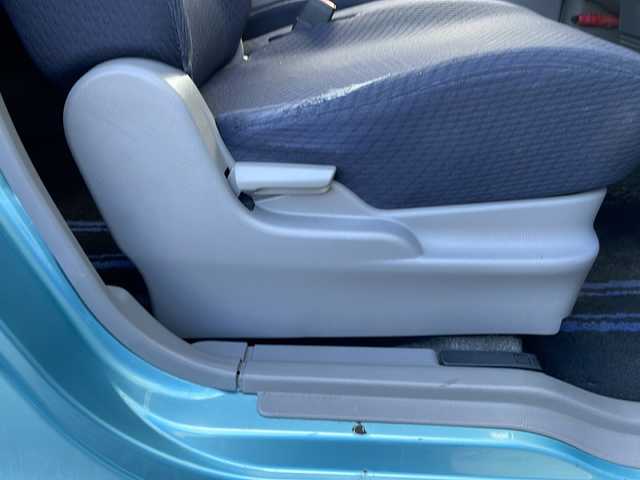 マツダ ＡＺ ワゴン XG 三重県 2012(平24)年 8.9万km アクアベールブルーパールメタリック 純正オーディオ/ABS/盗難防止装置/純正ホイールキャップ/純正フロアマット/ベンチシート　/ハロゲンヘッドライト/電動格納ミラー/保証書/取扱説明書