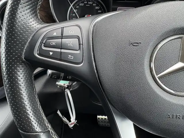 メルセデス・ベンツ Ｖ２２０ d アバンギャルド ロング 石川県 2015(平27)年 4.2万km ロッククリスタルホワイト レーダーセーフティパッケージ/・ブラインドスポットアシスト/・ディストロニックプラス/・レーンキーピングアシスト/・衝突警告システム/・アテンションアシスト/・レーンキープアシスト/純正HDDナビ/フリップダウンモニター/360°カメラ/フルセグ/ブルメスター/レザーシート/PWシート/シートヒーター/パドルシフト/ETC/両側パワースライドドア/コーナーセンサー/社外レーダー/Ｆドラレコ