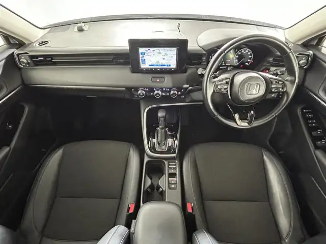 ホンダ ヴェゼル ハイブリッド e:HEV Z 佐賀県 2023(令5)年 7万km プラチナホワイトパール 社外7インチナビ/Bluetooth/バックカメラ/レーダークルーズコントロール/ブラインドスポットモニター/電動パーキングブレーキ/オートブレーキホールド/衝突被害軽減システム/コーナーセンサー/パワーバックドア/運転席シートヒーター/ステアリングヒーター/パドルシフト/純正18インチアルミホイール