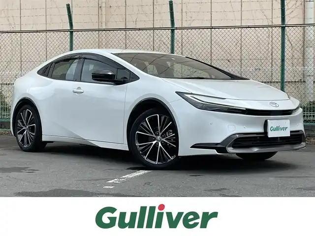 トヨタ プリウス Z 東京都 2023(令5)年 3.9万km プラチナホワイトパールマイカ トヨタセーフティセンス/純正コネクトナビ/パノラミックビュー/デジタルインナーミラー/シートヒーター/シートエアコン/ＥＴＣ/パワーシート/電動リアゲート/ワイヤレス充電機/ステアリングスイッチ
