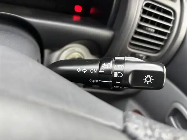 トヨタ ランドクルーザー VX－LTD Gセレクション 福岡県 2001(平13)年 5.9万km ダークブルーマイカ 盗難防止装置/ナビ/ワンセグTV/４WD/ガラスルーフ/純正フロアマット/純正アルミホイール/背面タイヤ/アルカンターラシート/パワーシート
