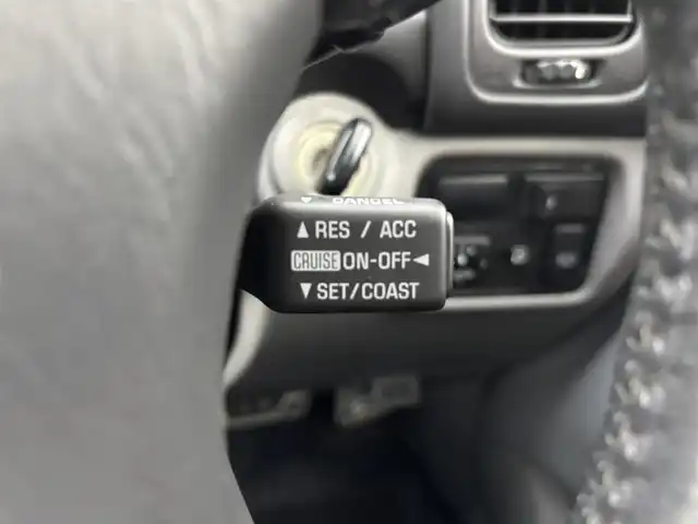 トヨタ ランドクルーザー VX－LTD Gセレクション 福岡県 2001(平13)年 5.9万km ダークブルーマイカ 盗難防止装置/ナビ/ワンセグTV/４WD/ガラスルーフ/純正フロアマット/純正アルミホイール/背面タイヤ/アルカンターラシート/パワーシート