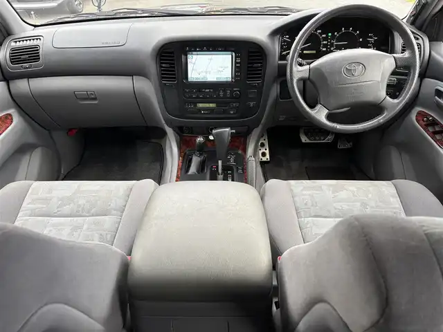 トヨタ ランドクルーザー VX－LTD Gセレクション 福岡県 2001(平13)年 5.9万km ダークブルーマイカ 盗難防止装置/ナビ/ワンセグTV/４WD/ガラスルーフ/純正フロアマット/純正アルミホイール/背面タイヤ/アルカンターラシート/パワーシート