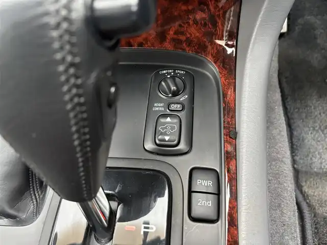 トヨタ ランドクルーザー VX－LTD Gセレクション 福岡県 2001(平13)年 5.9万km ダークブルーマイカ 盗難防止装置/ナビ/ワンセグTV/４WD/ガラスルーフ/純正フロアマット/純正アルミホイール/背面タイヤ/アルカンターラシート/パワーシート