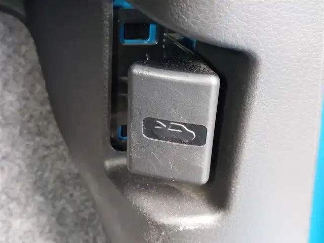 スズキ アルト ワークス 東京都 2019(令1)年 2.4万km ブリスクブルーM 社外ナビ/Bluetooth/純正アルミホイール/純正フロアマット/社外マフラー/バックカメラ/プッシュスタート/ドライブレコーダー/ワンセグテレビ/ETC