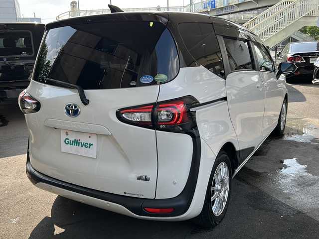 トヨタ シエンタ ハイブリッド G クエロ 京都府 2019(令1)年 7.3万km ヴィンテージブラウンパールクリスタルシャイン/ホワイトパールクリスタルシャイン 純正SDナビ /フルセグTV /トヨタセーフティセンス　/全方位カメラ　/フリップダウンモニター　/禁煙車　/両側パワスラ　/前後コーナーセンサー　/ビルトインETC2.0　/2トーン　/LEDヘッドライト/クーズコントロール/スマートキー/ハーフレザー/前席シートヒーター/前方社外ドライブレコーダー/　CSD-790FHG/（CSD-790FHG)/ウインカーミラー/アイドリングストップ/Bluetooth/CD再生機能/ウォークスルー/AW15インチ/（GRASS）/スタッドレスタイヤ/横滑り防止/レーンキープアシスト/盗難防止装置/オートライト/オートマチックハイビーム/Wエアバッグ