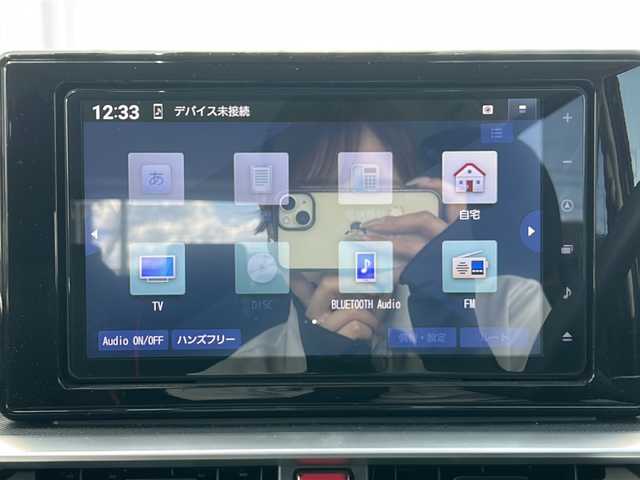 ダイハツ ロッキー X 愛知県 2023(令5)年 3.7万km ブラックマイカメタリック 純正9型ナビ/・Bluetooth/・CD/DVD/・USB接続/・フルセグテレビ/・SD音楽録音　/全方位モニター/ビルトインETC/前方ドライブレコーダー　/純正フロアマット　/前後コーナーセンサー/衝突軽減ブレーキ/レーンキープアシスト/オートマチックハイビーム　　/テレビキャンセラー /LEDヘッドライト /オートライト/ステアリングスイッチ /オートホールド /電動格納ミラー