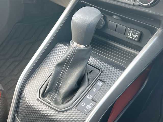 ダイハツ ロッキー X 愛知県 2023(令5)年 3.7万km ブラックマイカメタリック 純正9型ナビ/・Bluetooth/・CD/DVD/・USB接続/・フルセグテレビ/・SD音楽録音　/全方位モニター/ビルトインETC/前方ドライブレコーダー　/純正フロアマット　/前後コーナーセンサー/衝突軽減ブレーキ/レーンキープアシスト/オートマチックハイビーム　　/テレビキャンセラー /LEDヘッドライト /オートライト/ステアリングスイッチ /オートホールド /電動格納ミラー