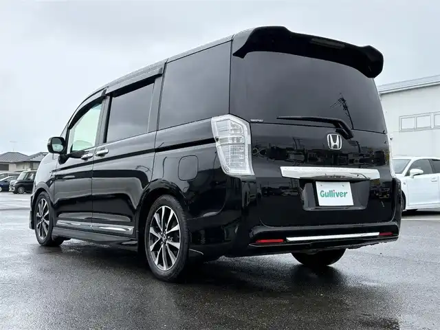 ホンダ ステップワゴン スパーダ Z クールスピリット 大分県 2014(平26)年 7万km プレミアムスパークルブラックパール ・ナビ(CD/DVD/BT/SD)/・バックカメラ/・フルセグテレビ/・フリップダウンモニター/・両側パワースライドドア/・ドライブレコーダー/・ETC/・クルーズコントロール/・パドルシフト/・ステアリングリモコン/・スマートキー/・プッシュスタートボタン/・純正アルミホイール