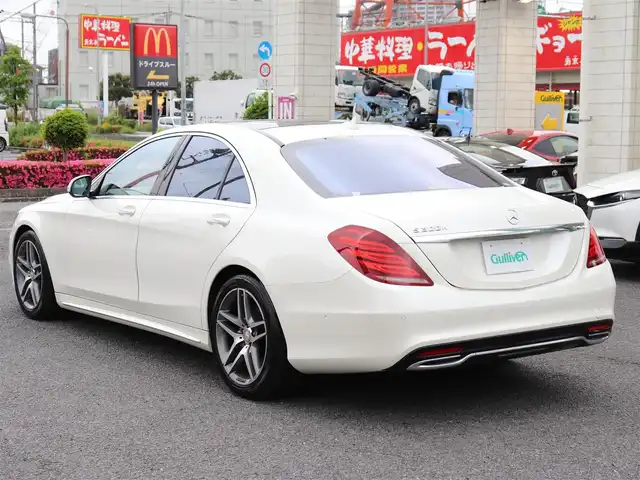 メルセデス・ベンツ Ｓ３００ ハイブリッド AMGライン 神奈川県 2016(平28)年 7.8万km パール レーダーセーフティパッケージ/360度カメラシステム/アクティブパーキングアシスト/パノラミックスライディングサンルーフ/プライバシーガラス/ヘッドアップディスプレイ/19インチ純正AW/革シート/パワーシート（前席）/シートヒーター（前席/後席）/エアバランスパッケージ/ステンレス製ペダル/イージークローザー（トランクフード）/COMANDシステム/10スピーカー/保証書、取説/スペアスマートキー