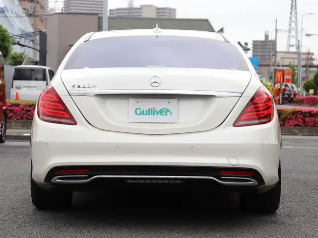 メルセデス・ベンツ Ｓ３００ ハイブリッド AMGライン 神奈川県 2016(平28)年 7.8万km パール レーダーセーフティパッケージ/360度カメラシステム/アクティブパーキングアシスト/パノラミックスライディングサンルーフ/プライバシーガラス/ヘッドアップディスプレイ/19インチ純正AW/革シート/パワーシート（前席）/シートヒーター（前席/後席）/エアバランスパッケージ/ステンレス製ペダル/イージークローザー（トランクフード）/COMANDシステム/10スピーカー/保証書、取説/スペアスマートキー