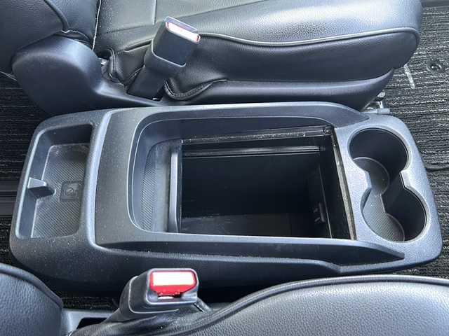 トヨタ アルファード S 茨城県 2019(令1)年 11万km ホワイトパールクリスタルシャイン ワンオーナー/純正メモリナビ【NSZN-Z68T】/(地デジTV・CD・DVD・BT・ラジオ再生)/両側パワースライドドア/レーダークルーズコントロール/レーンアシスト/プリクラッシュセーフティ/革調シートカバー/オットマン/ドライブレコーダー/ETC/バックカメラ/オートライト/LEDヘッドライト/純正18inアルミホイール/スマートキー/取扱説明書/保証書
