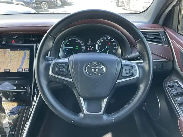 トヨタ ハリアー ハイブリッド エレガンス 岩手県 2014(平26)年 7.5万km スパークリングブラックパールクリスタルシャイン 純正SDナビ/（フルセグTV/CD/DVD/Bluetooth）/バックカメラ/ステアリングリモコン/LEDヘッドライト/フォグライト/ビルドインETC/電動格納ミラー/パワーシート/純正フロアマット/１７インチアルミ