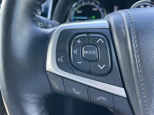 トヨタ ハリアー ハイブリッド エレガンス 岩手県 2014(平26)年 7.5万km スパークリングブラックパールクリスタルシャイン 純正SDナビ/（フルセグTV/CD/DVD/Bluetooth）/バックカメラ/ステアリングリモコン/LEDヘッドライト/フォグライト/ビルドインETC/電動格納ミラー/パワーシート/純正フロアマット/１７インチアルミ