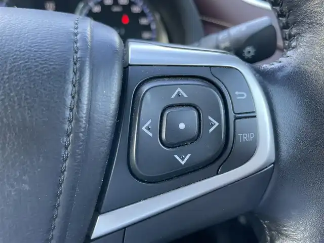 トヨタ ハリアー ハイブリッド エレガンス 岩手県 2014(平26)年 7.5万km スパークリングブラックパールクリスタルシャイン 純正SDナビ/（フルセグTV/CD/DVD/Bluetooth）/バックカメラ/ステアリングリモコン/LEDヘッドライト/フォグライト/ビルドインETC/電動格納ミラー/パワーシート/純正フロアマット/１７インチアルミ