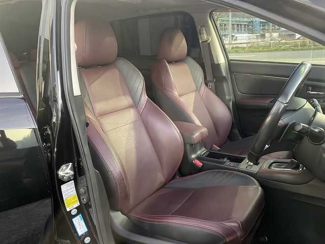 スバル レヴォーグ 2．0STIスポーツアイサイト 京都府 2017(平29)年 6.7万km クリスタルブラックシリカ サンルーフ　純正ナビ　バックカメラ　ＳＴＩエアロ　ＨＫＳマフラー　レーダークルーズコントロール　レーンキープアシスト　ブラインドスポットモニター　ＬＥＤヘッドライト　ドライブレコーダー　シートヒーター