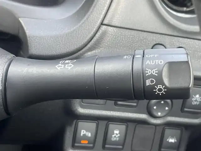 日産 ノート e－パワー メダリスト 熊本県 2020(令2)年 5.4万km スーパーブラック 衝突軽減ブレーキ/レーンキープアシスト/プッシュスタート/純正ナビ/（CD・フルセグTV・BTオーディオ・SD）/バックカメラ/ETC/前後ドライブレコーダー/純正15インチAW/クルーズコントロール/ハーフレザーシート/LEDヘッドライト/オートライト/フォグライト/前後コーナーセンサー/横滑り防止装置/ウィンカーミラー/純正フロアマット/純正ドアバイザー/スマートスペアキー×1本