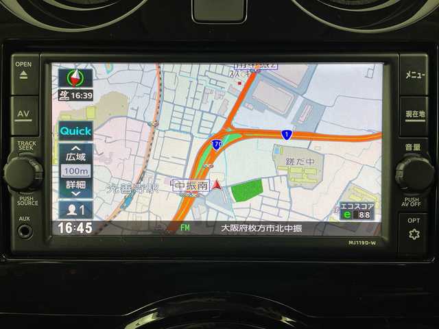 日産 ノート e－パワー メダリスト 大阪府 2020(令2)年 5.4万km スーパーブラック エマージェンシーブレーキ/純正メモリナビ/　　CD/SD/BT/フルセグTV/バックカメラ/クルーズコントロール/LEDオートライト/フォグランプ/合皮ハーフレザーシート/純正15インチアルミホイール/車線逸脱防止支援システム/コーナーセンサー/アイドリングストップ/スマートキー/ETC