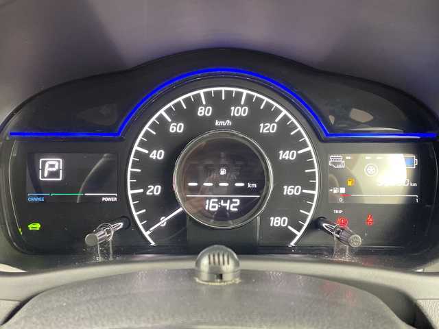 日産 ノート e－パワー メダリスト 大阪府 2020(令2)年 5.4万km スーパーブラック エマージェンシーブレーキ/純正メモリナビ/　　CD/SD/BT/フルセグTV/バックカメラ/クルーズコントロール/LEDオートライト/フォグランプ/合皮ハーフレザーシート/純正15インチアルミホイール/車線逸脱防止支援システム/コーナーセンサー/アイドリングストップ/スマートキー/ETC