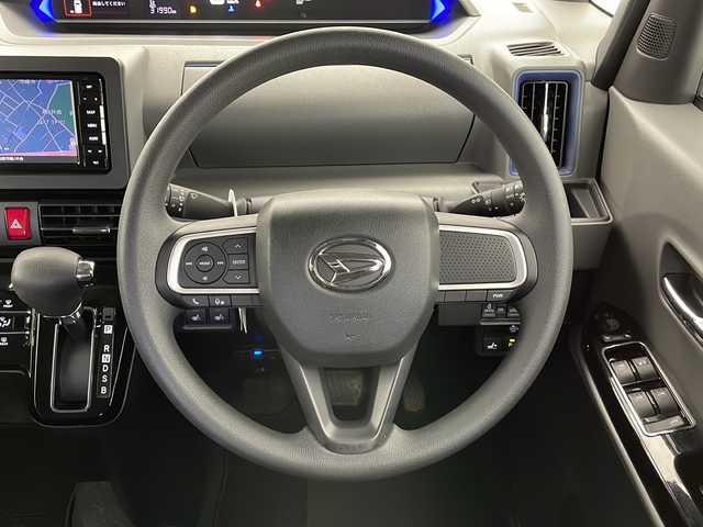 ダイハツ タント カスタム X 長野県 2020(令2)年 3.2万km ブラックマイカメタリック 4WD/社外ナビ　CN-RE05WD/（フルセグ/Bluetooth/CD/DVD）/バックカメラ/両側電動スライドドア/ETC/衝突軽減ブレーキ/車線逸脱防止/コーナーセンサー/ロングスライドシート/LEDヘッドライト/フロントフォグ/前席シートヒーター/ハーフレザーシート/オートライト/ステアリングスイッチ/社外ドアバイザー/電格ミラー/2列目サンシェード/スマートキー