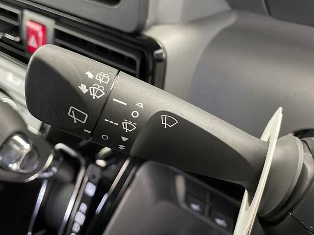 ダイハツ タント カスタム X 長野県 2020(令2)年 3.2万km ブラックマイカメタリック 4WD/社外ナビ　CN-RE05WD/（フルセグ/Bluetooth/CD/DVD）/バックカメラ/両側電動スライドドア/ETC/衝突軽減ブレーキ/車線逸脱防止/コーナーセンサー/ロングスライドシート/LEDヘッドライト/フロントフォグ/前席シートヒーター/ハーフレザーシート/オートライト/ステアリングスイッチ/社外ドアバイザー/電格ミラー/2列目サンシェード/スマートキー