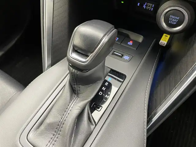 トヨタ ハリアー Z レザーパッケージ 熊本県 2022(令4)年 4.1万km ホワイトパールクリスタルシャイン モデリスタエアロフル/JBLサウンド/純正ナビ（ApplCarPlay・AndroidAuto・BT・フルセグ・USB）　/全周囲カメラ　/ビルトインＥＴＣ２．０　/前後クリアランスソナー　/録画機能付きデジタルインナーミラー/トヨタセーフティーセンス/・レーンキープアシスト/・ロードサインアシスト/・アダブティブクルーズコントロール/・オートマチックハイビーム/・駐車時支援パーキングサポートシステム/・ブラインドスポットモニター/・リアクロストラフィックアラート/・先行車発進お知らせ機能/・ヘッドアップディスプレイ/横滑り防止/前席シートヒーター/ステアリングヒーター　/前席エアーシート　/前席パワーシート/運転席シートメモリー/パワーバックドア/ＢＬＩＴＺ車高調/電動パーキングサポート/ブレーキホールド/レザーシート/社外フロアマット/社外２１インチAW/オートライト/LEDヘッドライト/フォグランプ/スマートキー/プッシュスタート/スペアキー/保証書/取扱説明書/