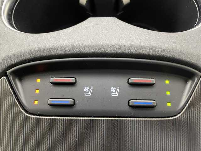 トヨタ ハリアー Z レザーパッケージ 熊本県 2022(令4)年 4.1万km ホワイトパールクリスタルシャイン モデリスタエアロフル/JBLサウンド/純正ナビ（ApplCarPlay・AndroidAuto・BT・フルセグ・USB）　/全周囲カメラ　/ビルトインＥＴＣ２．０　/前後クリアランスソナー　/録画機能付きデジタルインナーミラー/トヨタセーフティーセンス/・レーンキープアシスト/・ロードサインアシスト/・アダブティブクルーズコントロール/・オートマチックハイビーム/・駐車時支援パーキングサポートシステム/・ブラインドスポットモニター/・リアクロストラフィックアラート/・先行車発進お知らせ機能/・ヘッドアップディスプレイ/横滑り防止/前席シートヒーター/ステアリングヒーター　/前席エアーシート　/前席パワーシート/運転席シートメモリー/パワーバックドア/ＢＬＩＴＺ車高調/電動パーキングサポート/ブレーキホールド/レザーシート/社外フロアマット/社外２１インチAW/オートライト/LEDヘッドライト/フォグランプ/スマートキー/プッシュスタート/スペアキー/保証書/取扱説明書/