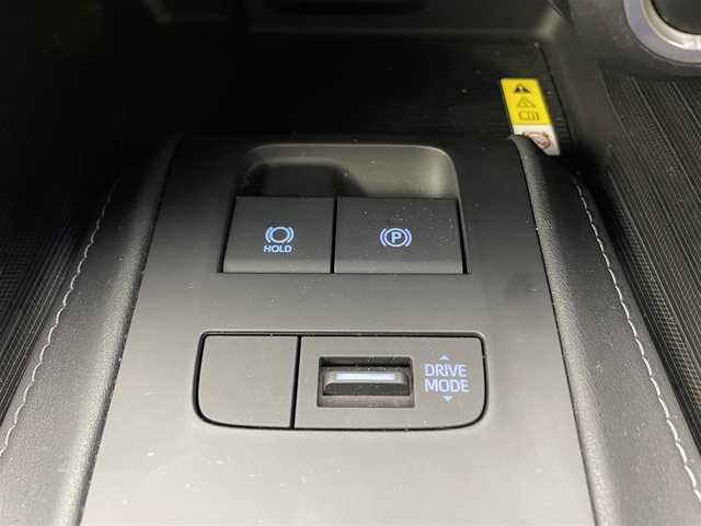 トヨタ ハリアー Z レザーパッケージ 熊本県 2022(令4)年 4.1万km ホワイトパールクリスタルシャイン モデリスタエアロフル/JBLサウンド/純正ナビ（ApplCarPlay・AndroidAuto・BT・フルセグ・USB）　/全周囲カメラ　/ビルトインＥＴＣ２．０　/前後クリアランスソナー　/録画機能付きデジタルインナーミラー/トヨタセーフティーセンス/・レーンキープアシスト/・ロードサインアシスト/・アダブティブクルーズコントロール/・オートマチックハイビーム/・駐車時支援パーキングサポートシステム/・ブラインドスポットモニター/・リアクロストラフィックアラート/・先行車発進お知らせ機能/・ヘッドアップディスプレイ/横滑り防止/前席シートヒーター/ステアリングヒーター　/前席エアーシート　/前席パワーシート/運転席シートメモリー/パワーバックドア/ＢＬＩＴＺ車高調/電動パーキングサポート/ブレーキホールド/レザーシート/社外フロアマット/社外２１インチAW/オートライト/LEDヘッドライト/フォグランプ/スマートキー/プッシュスタート/スペアキー/保証書/取扱説明書/