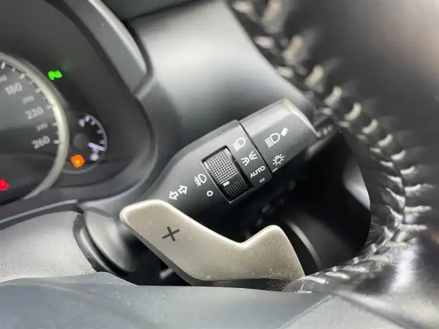 レクサス ＮＸ 300h バージョンL 東京都 2019(令1)年 5.9万km ブラック サンルーフ/純正ナビ/フルセグ/バックカメラ/ビルトインETC2.0/シートヒーター/ベンチレーションシート/パドルシフト/パワーテールゲート/3眼LEDヘッドライト/Lexus Safety System ＋/・プリクラッシュセーフティ/・レーントレーシングアシスト/・オートマチックハイビーム/・アダプティブハイビームシステム/・レーダークルーズコントロール/・ブラインドスポットモニター