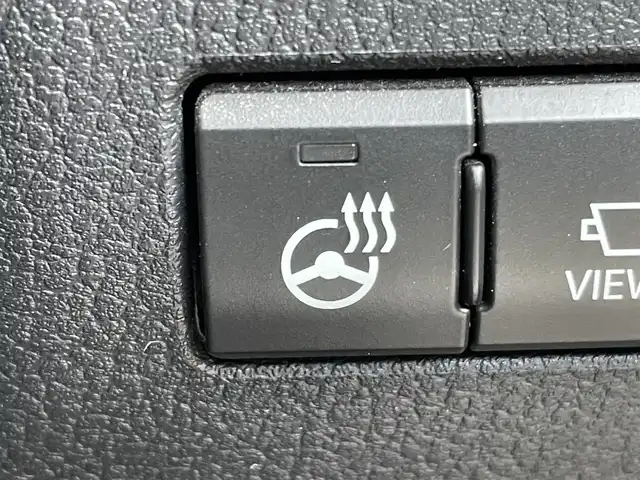 レクサス ＮＸ 300h バージョンL 東京都 2019(令1)年 5.9万km ブラック サンルーフ/純正ナビ/フルセグ/バックカメラ/ビルトインETC2.0/シートヒーター/ベンチレーションシート/パドルシフト/パワーテールゲート/3眼LEDヘッドライト/Lexus Safety System ＋/・プリクラッシュセーフティ/・レーントレーシングアシスト/・オートマチックハイビーム/・アダプティブハイビームシステム/・レーダークルーズコントロール/・ブラインドスポットモニター