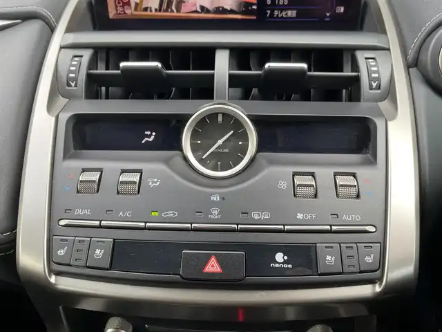 レクサス ＮＸ 300h バージョンL 東京都 2019(令1)年 5.9万km ブラック サンルーフ/純正ナビ/フルセグ/バックカメラ/ビルトインETC2.0/シートヒーター/ベンチレーションシート/パドルシフト/パワーテールゲート/3眼LEDヘッドライト/Lexus Safety System ＋/・プリクラッシュセーフティ/・レーントレーシングアシスト/・オートマチックハイビーム/・アダプティブハイビームシステム/・レーダークルーズコントロール/・ブラインドスポットモニター