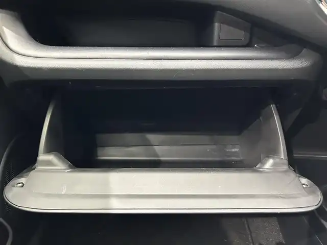トヨタ アクア S 鹿児島県 2018(平30)年 6.5万km スーパーホワイトⅡ 社外SDナビ/（CD/Bluetooth/FM/AM）/ETC/エコドライブモード/EVドライブモード/純正ハロゲンヘッドライト/ヘッドライトレベライザー/電動格納ミラー/ステアリングリモコン/フロアマット/純正ドアバイザー