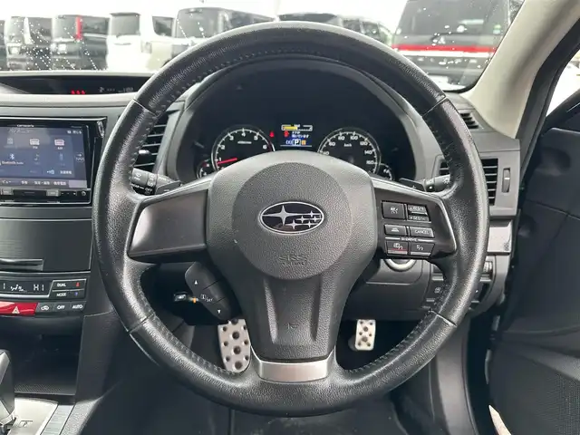 スバル レガシィ ツーリングワゴン 2．5i Bスポーツ アイサイトG 道北・旭川 2013(平25)年 10.5万km クリスタルブラックシリカ (株)IDOMが運営する【じしゃロン旭川店】の自社ローン対象車両になります。こちらは現金ご利用時の価格です。自社ローンご希望の方は別途その旨お申付け下さい。/　/・純正ナビ(CD/DVD/BT/SD/フルセグ)/・バックカメラ/・ETC/・アイサイト/・クルーズコントロール/・パドルシフト/・両席パワーシート/・電動格納ウィンカーミラー/・プッシュスタート/・スマートキー1個/・フォグランプ/・オートライト/・現車サマータイヤ 純正AW215/50R17