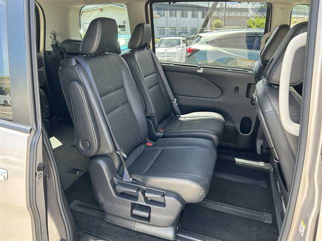 日産 セレナ e－パワー ハイウェイスター V 佐賀県 2020(令2)年 5.6万km カシミヤグレージュ 7人乗り/プロパイロット/エマージェンシーブレーキ/インテリジェントクルーズコントロール/インテリジェントパーキングアシスト/LDW/LDI/BSI/BSW/前後ソナー/純正10インチSDナビ/・全方位カメラ/・フルセグTV/BT/CD/DVD/純正フリップダウンモニター/純正ドライブレコーダー(DJ4-D)/ハンズフリー両側パワースライドドア/純正16インチAW/合皮シート/シートヒーター/ステアリングヒーター/LEDヘッドライト/オートライト/プッシュスタート/電動パーキングスイッチ/ETC/リアサンシェード/電動格納ミラー/ドアバイザー/ISOFIX/エアバックW/サイド/カーテン