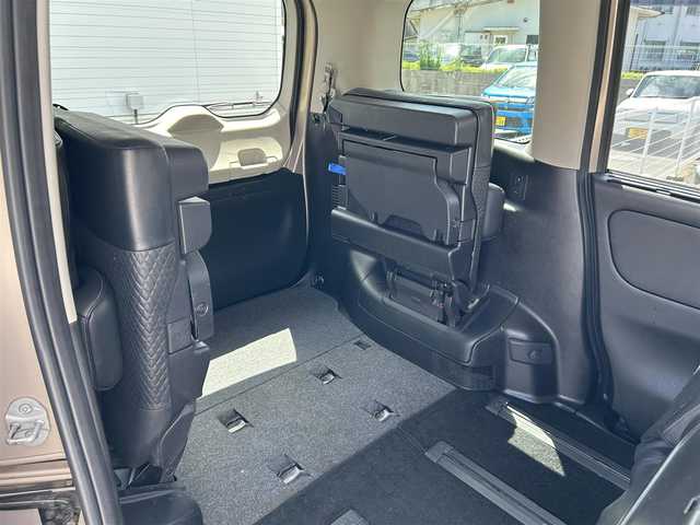 日産 セレナ e－パワー ハイウェイスター V 佐賀県 2020(令2)年 5.6万km カシミヤグレージュ 7人乗り/プロパイロット/エマージェンシーブレーキ/インテリジェントクルーズコントロール/インテリジェントパーキングアシスト/LDW/LDI/BSI/BSW/前後ソナー/純正10インチSDナビ/・全方位カメラ/・フルセグTV/BT/CD/DVD/純正フリップダウンモニター/純正ドライブレコーダー(DJ4-D)/ハンズフリー両側パワースライドドア/純正16インチAW/合皮シート/シートヒーター/ステアリングヒーター/LEDヘッドライト/オートライト/プッシュスタート/電動パーキングスイッチ/ETC/リアサンシェード/電動格納ミラー/ドアバイザー/ISOFIX/エアバックW/サイド/カーテン
