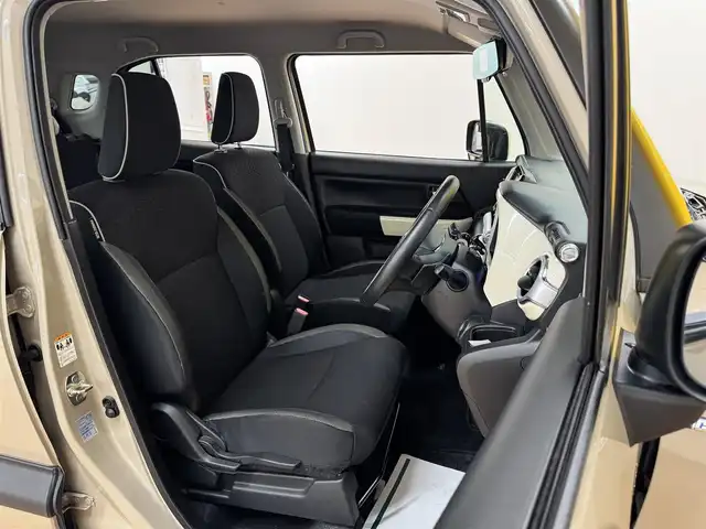 スズキ クロスビー HYBRID MZ 群馬県 2017(平29)年 7.6万km キャラバンアイボリーパールメタリック/ホワイト 2トーンルーフ 安全装備/・衝突軽減ブレーキ/・レーンキープアシスト/・リアコーナーセンサー/・クルーズコントロール/・オートライト/・オートハイビーム/・横滑り防止/・パノラミックビューモニター/社外8インチナビゲーション/・AM/FM/フルセグTV/・Bluetooth/CD/DVD/・MSV/SD/バックカメラ/パドルシフト/ヒーターミラー/ミラー一体型ドライブレコーダー/LEDヘッドライト/LEDフォグランプ/純正フロアマット/スマートキー/プッシュスタート