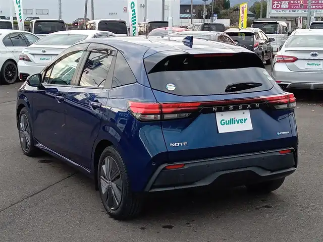 日産 ノート X 福井県 2021(令3)年 3.6万km オーロラフレアブルーパール 純正SDナビ/（フルセグTV/Bluetooth/CD/FM/AM)/ステアリングリモコン/オートホールドブレーキ/標識検知機能/レーンキープアシスト/エマージェンシーブレーキ/オートライト/純正フロアマット/ETC/電動格納ミラー/コーナーセンサー前後