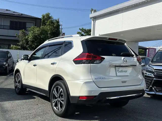 日産 エクストレイル 20Xi エクストリーマーX 熊本県 2018(平30)年 3.7万km ブリリアントホワイトパール 4WD/プロパイロット/ルーフレール/純正ナビ（MM518D-L）/【フルセグTV/CD/DVD/BD/Bluetooth/ラジオ】/アラウンドビューモニター/デジタルインナーミラー/パワーバックドア/エマージェンシーブレーキ/車線逸脱警報/後側方車両検知警報/クロストラフィック/前後ソナー/コーナリングスタビリティアシスト/アクティブエンジンブレーキ/アイドリングストップ/横滑り防止機能/ダウンヒルアシスト/ドライブレコーダー/カプロンシート/純正18インチAW/ETC/オートライト/LEDヘッドライト/フォグランプ/純正フロアマット/純正ドアバイザー/革巻きステアリング/ステアリングスイッチ/保証書/取扱説明書
