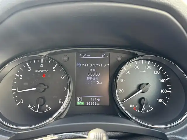 日産 エクストレイル 20Xi エクストリーマーX 熊本県 2018(平30)年 3.7万km ブリリアントホワイトパール 4WD/プロパイロット/ルーフレール/純正ナビ（MM518D-L）/【フルセグTV/CD/DVD/BD/Bluetooth/ラジオ】/アラウンドビューモニター/デジタルインナーミラー/パワーバックドア/エマージェンシーブレーキ/車線逸脱警報/後側方車両検知警報/クロストラフィック/前後ソナー/コーナリングスタビリティアシスト/アクティブエンジンブレーキ/アイドリングストップ/横滑り防止機能/ダウンヒルアシスト/ドライブレコーダー/カプロンシート/純正18インチAW/ETC/オートライト/LEDヘッドライト/フォグランプ/純正フロアマット/純正ドアバイザー/革巻きステアリング/ステアリングスイッチ/保証書/取扱説明書